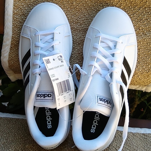 adidas 37.5 size